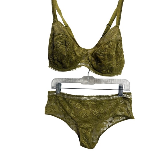 Simone Perele Other - Simone Perele Olive Green Floral Lace Underwire Bra and Brief Lingerie Set READ!
